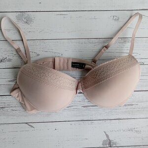 Tahari Bra 38C Padded Seamless Tan Lace Accents Underwire Adjustable‎ bra